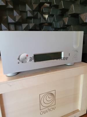 Ypsilon Phaethon integrated amplifier